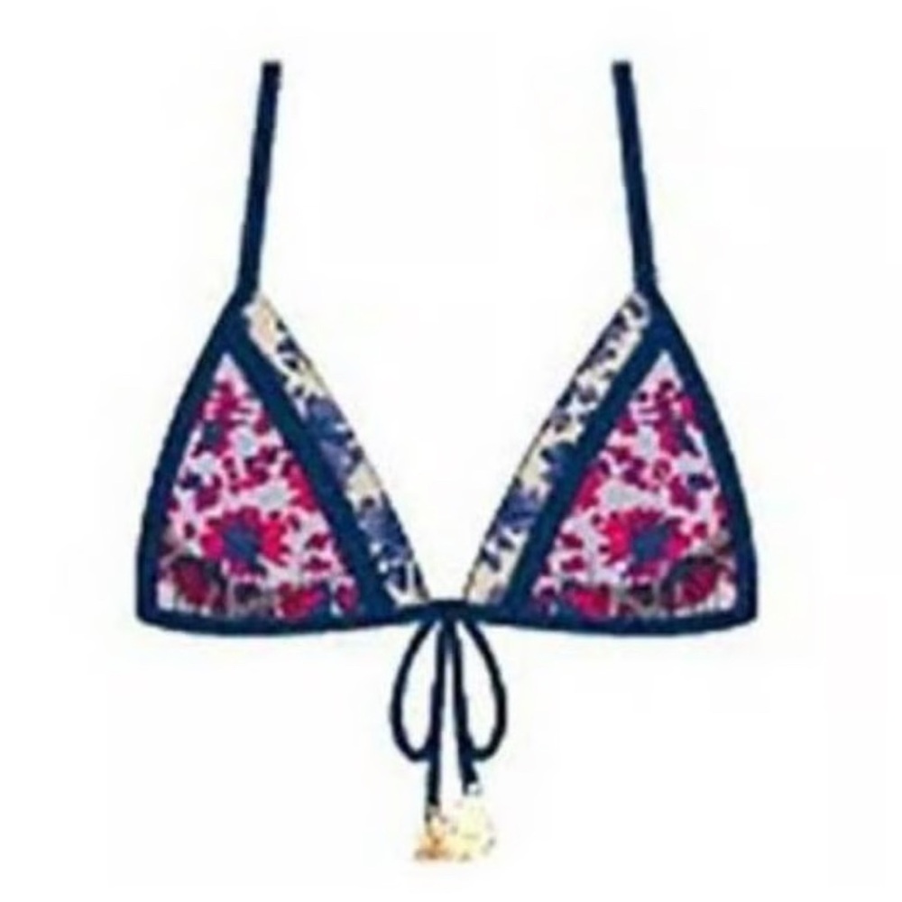 New Gibson Latimer Floral Red Blue Triangle Top